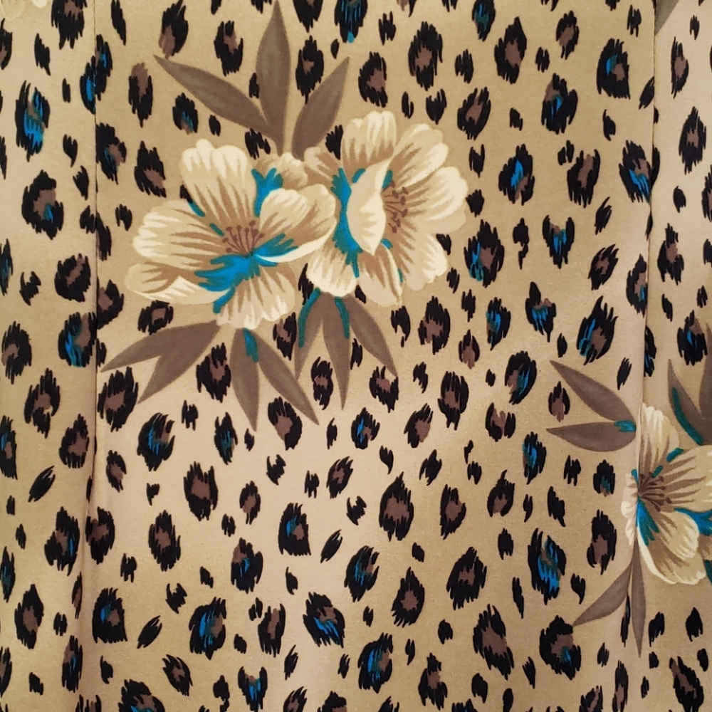 Dress - Picture 4 of 12